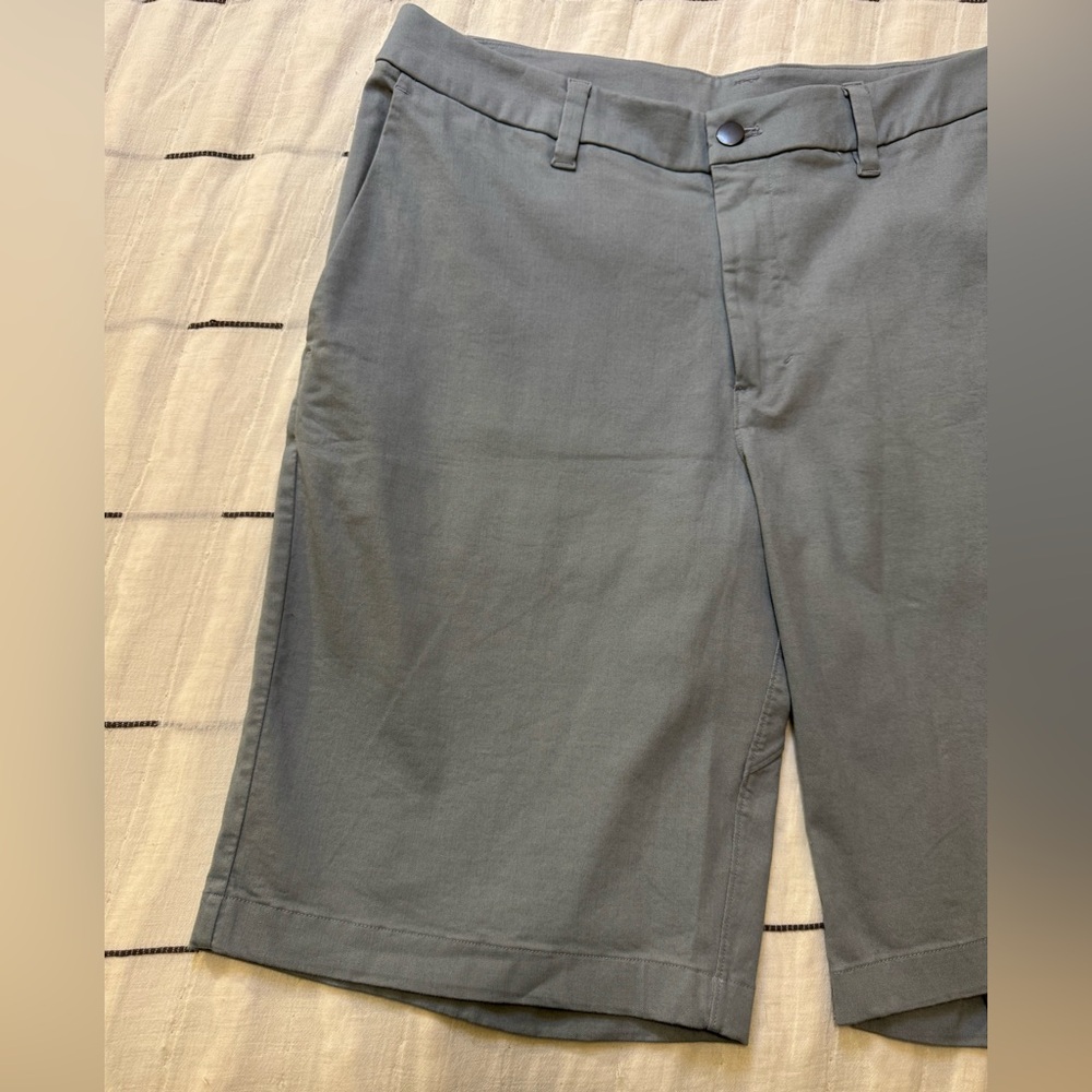 Lululemon Commission Short Qwick Oxford 11” Relaxed Fit Light Gray/Blue M7AKAS - Picture 10 of 15